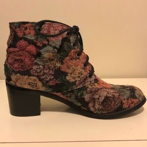 Diba floral booties